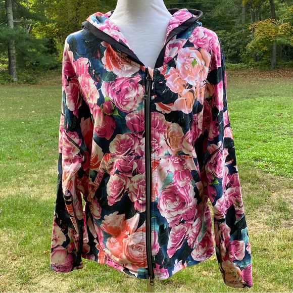 lululemon athletica Tops - LULULEMON ATHLETICA HOLD YOUR OM HOODIE TOP SECRET GARDEN BLACK ZIP SIZE 12